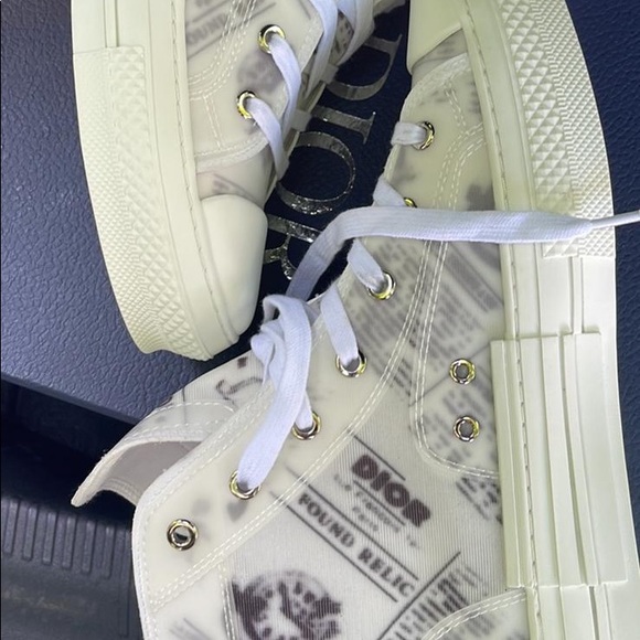 Christian Dior size 8 with its box and everything - Picture 4 of 6